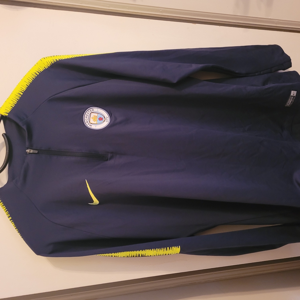 Nike Men's Navy and Lime Green Manchester City Performance Jacket